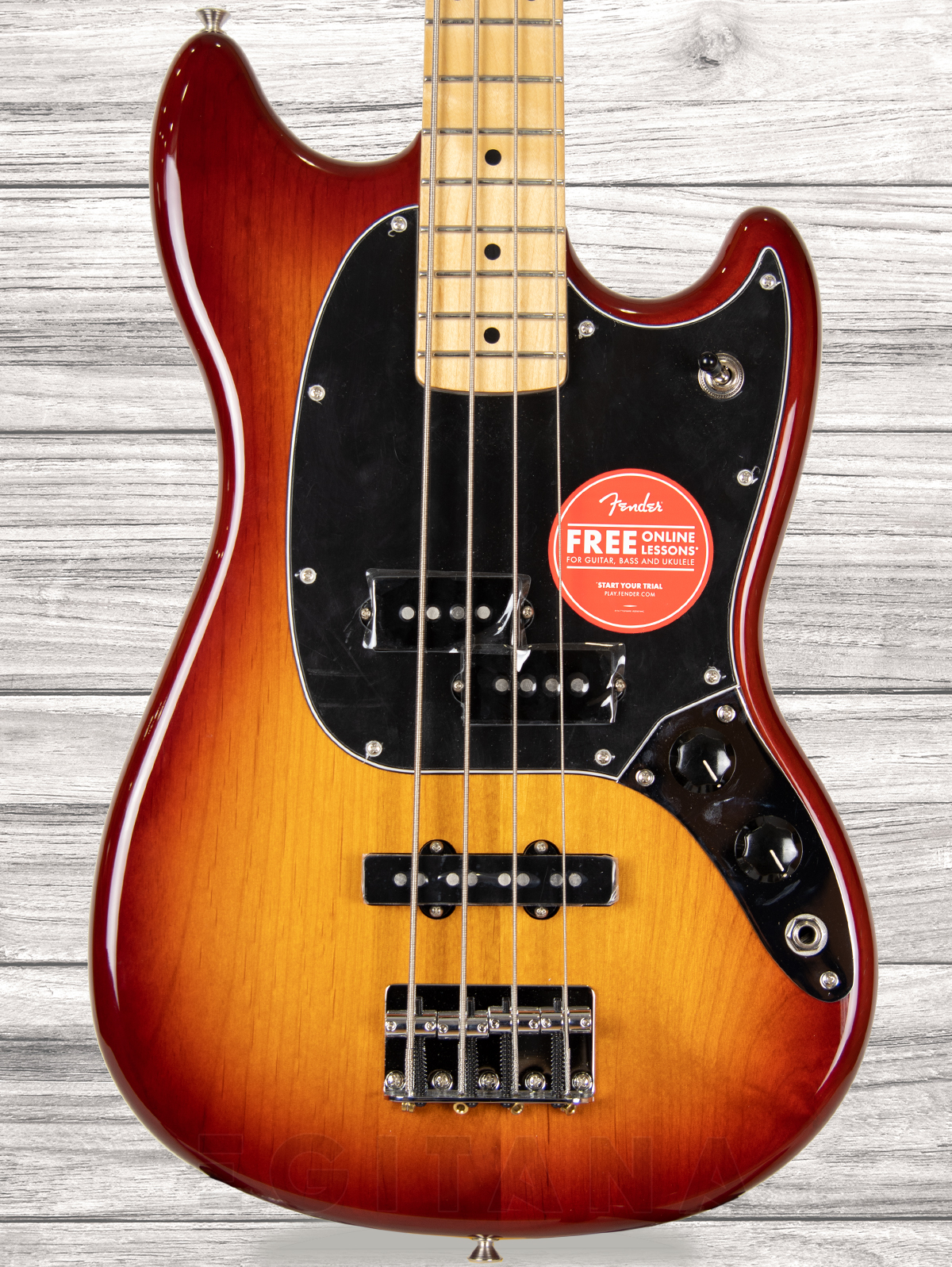 fender-mustang-bass-pj-mn-sb_609559b314b7e.jpg