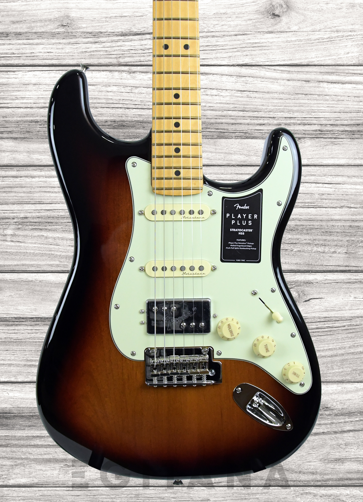 fender-player-plus-hss-3-color-sunburst_61bca34ec7c01.jpg