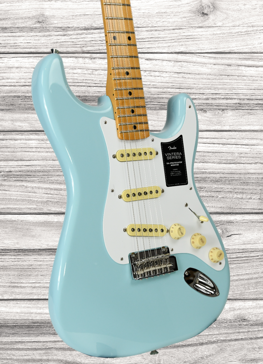 fender-vintera-50s-strat-mod-mn-dbl_65df4361c613d.png