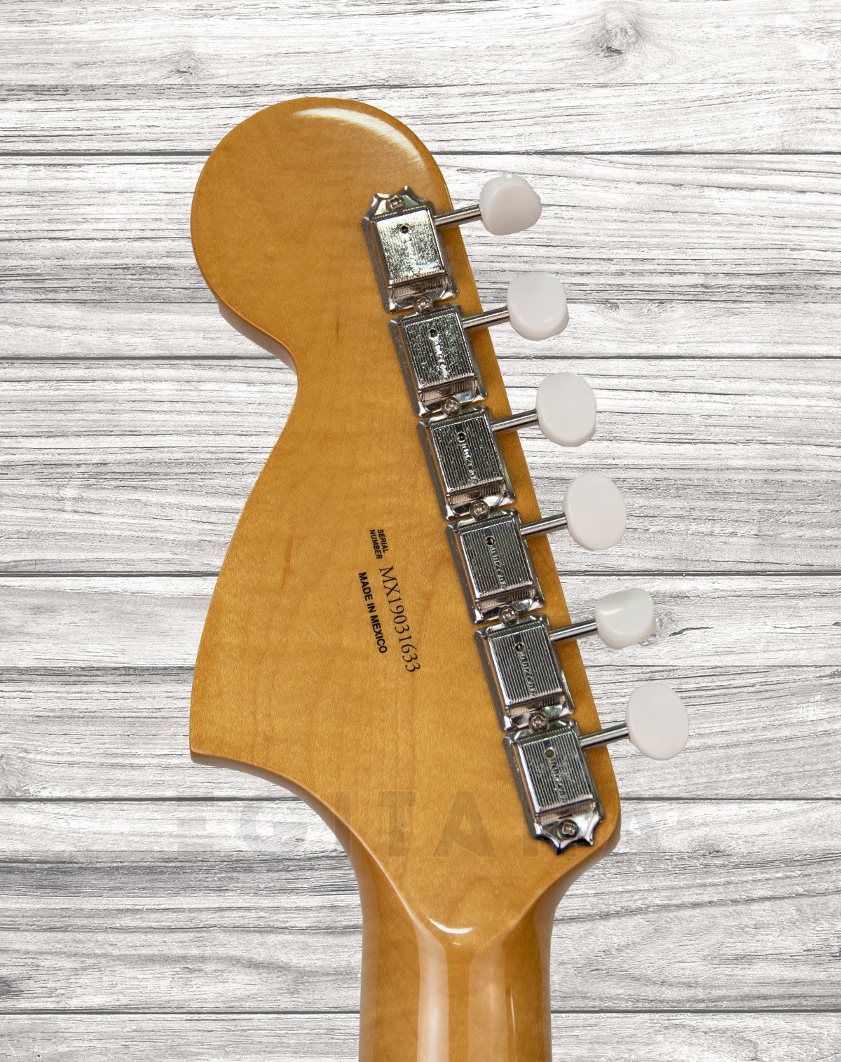 fender-vintera-60s-mustang-3-sb_5f69ce452e8ab.jpg