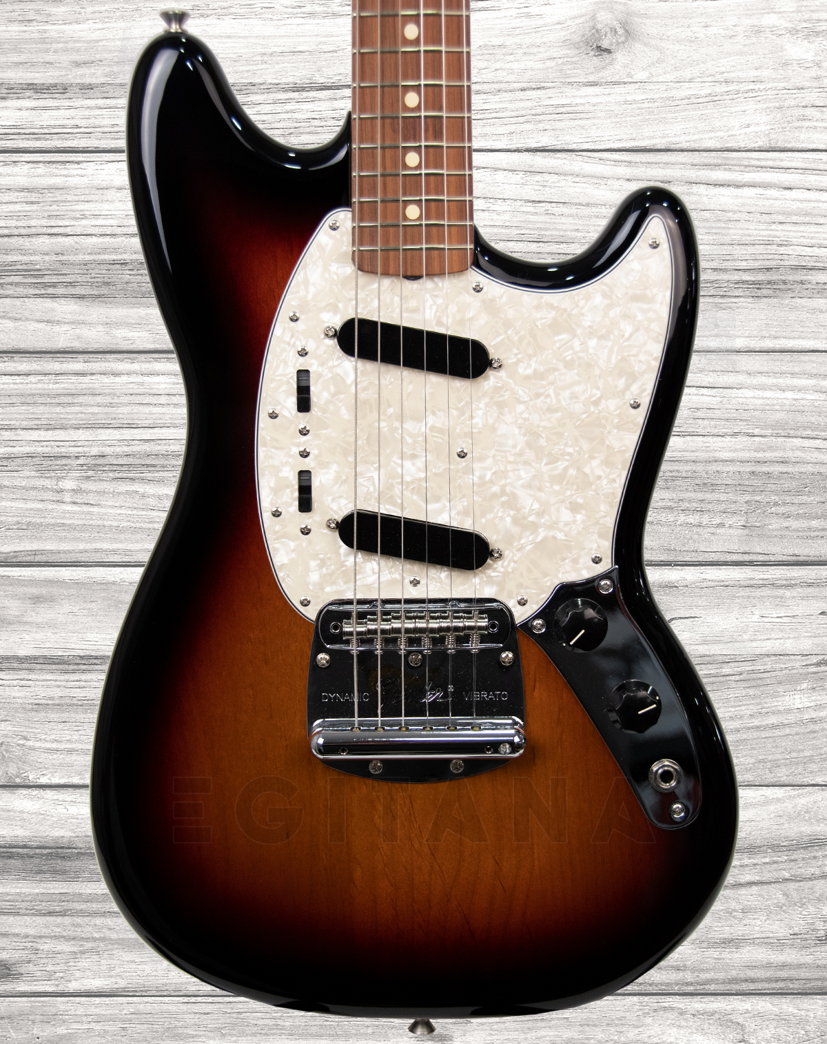 fender-vintera-60s-mustang-3-sb_5f69ce483bb3c.jpg