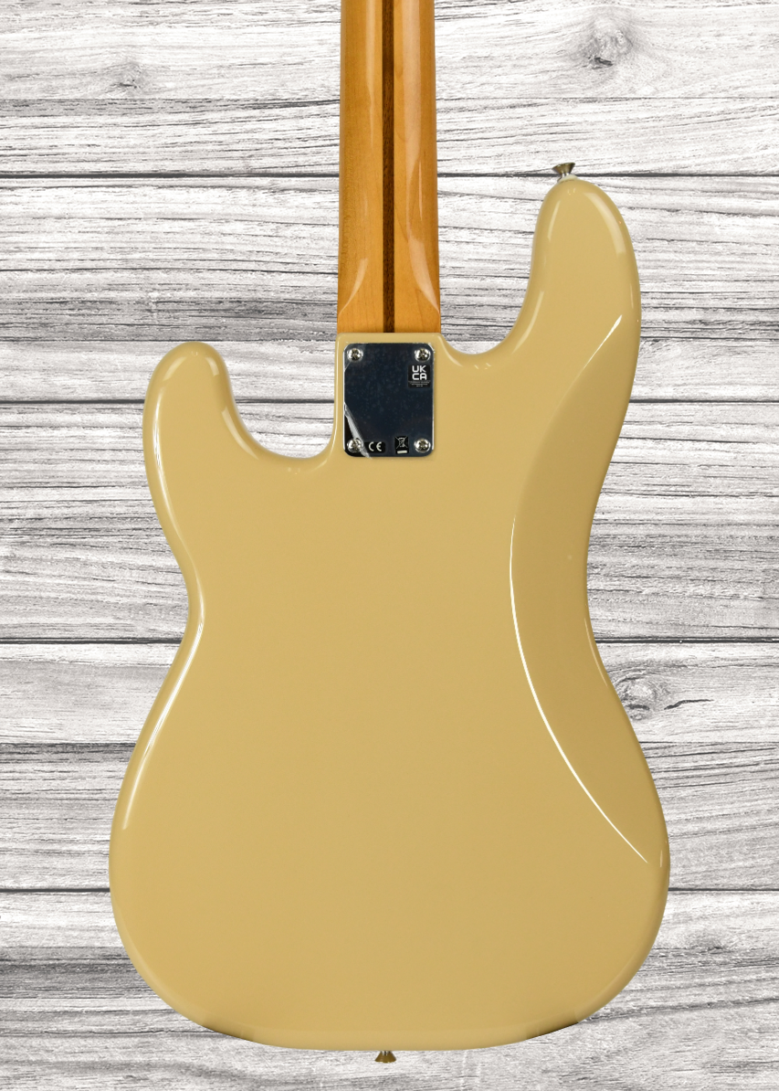 fender-vintera-ii-50s-precision-bass-maple-fingerboard-desert-sand_65d7835ff1a5e.png