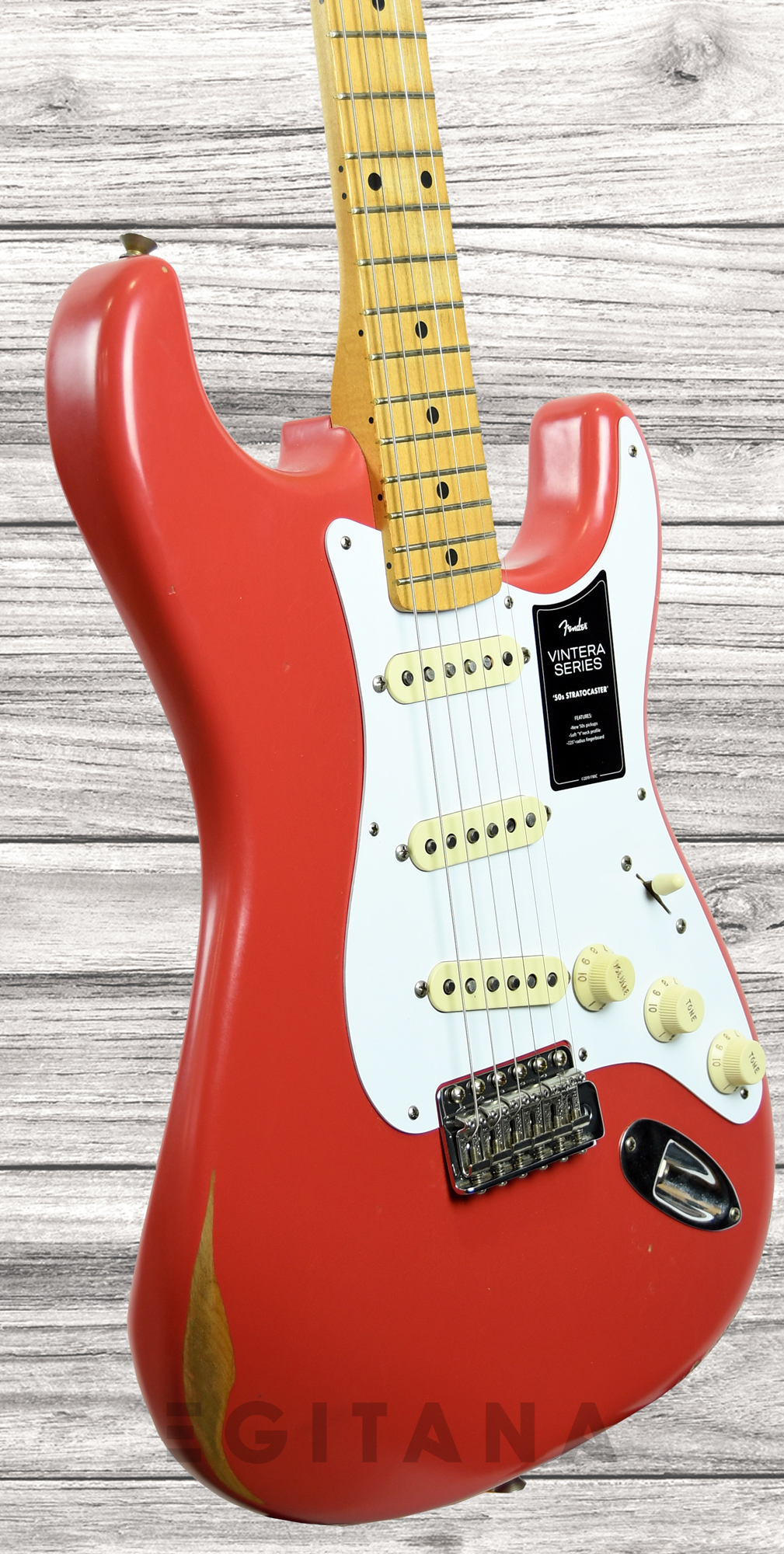 fender-vintera-stratocaster-50s-road-worn-mn-fiesta-red_614306cd75e30.jpg