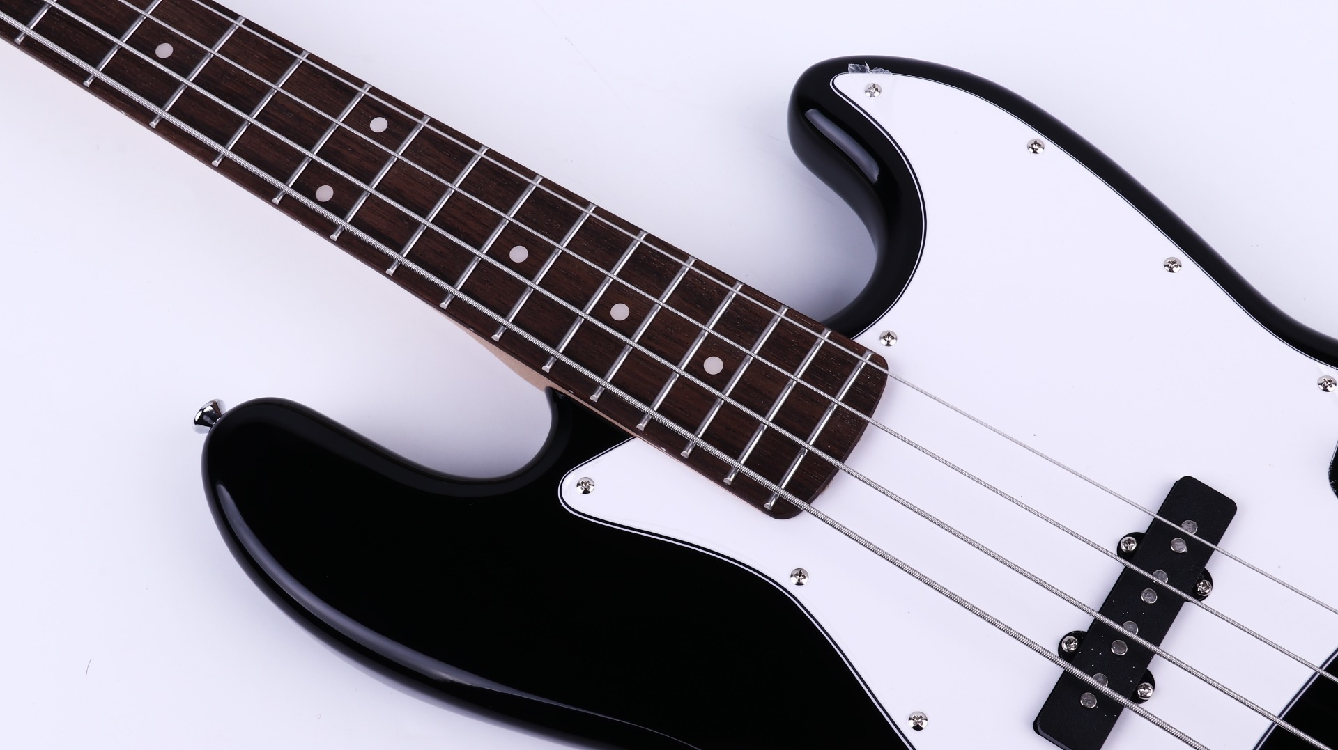 gould-jefferson-bass-black_6a01a34180d34.jpg