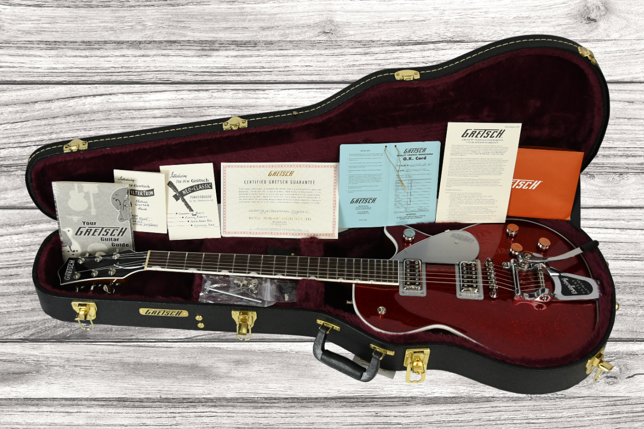 gretsch-g6129t-players-edition-jet-ft-bigsby-rosewood-fingerboard-red-sparkle_667ed29ec2e89.png