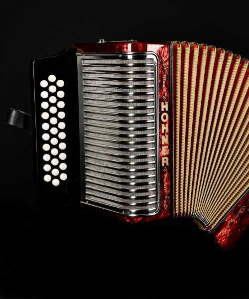 hohner-corona-iii_68f26745985c7.jpg