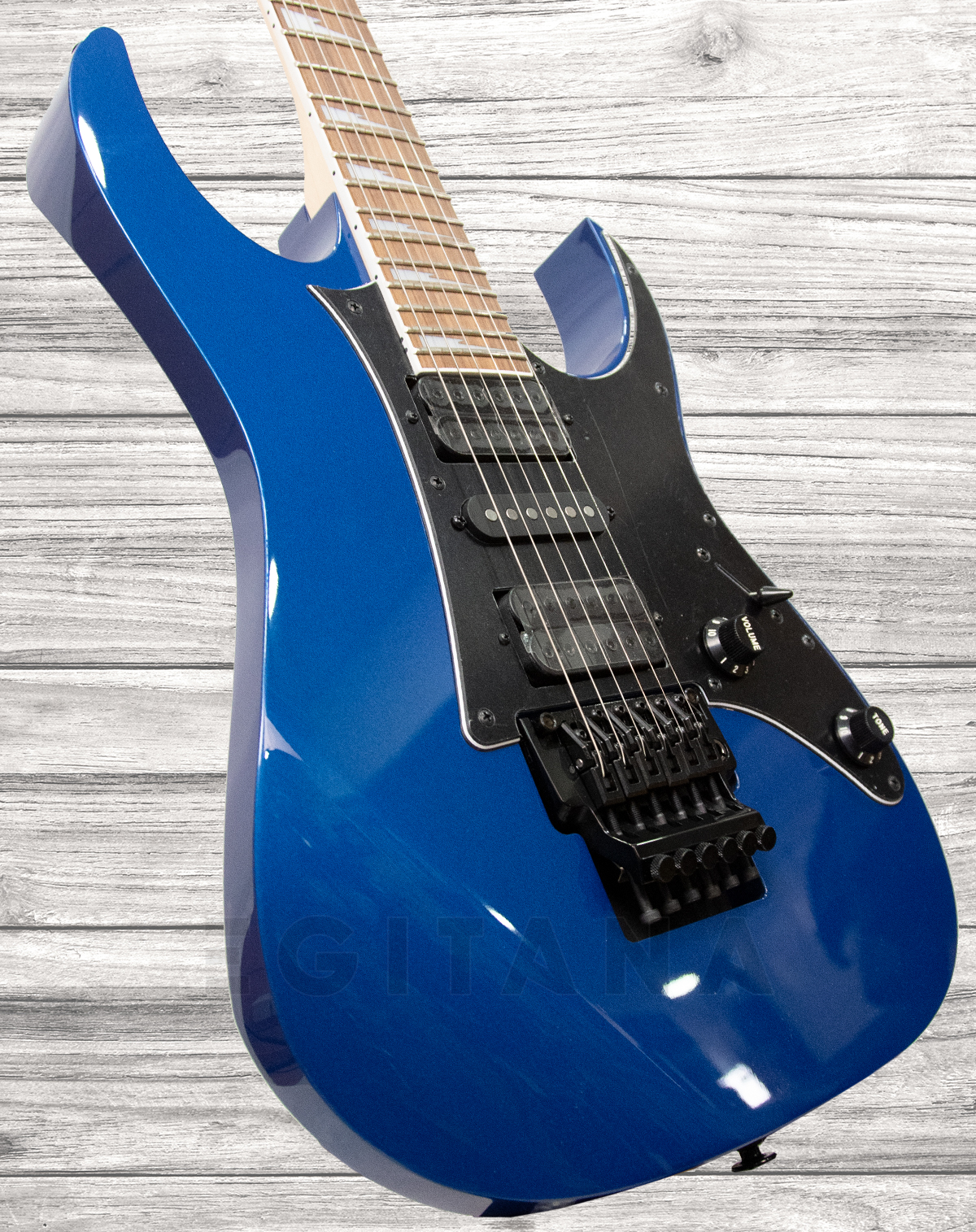 ibanez-rg550dx-laser-blue_5f5baeabe76f8.jpg