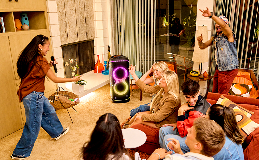 jbl-partybox-720_6a0326a37a44b.jpg