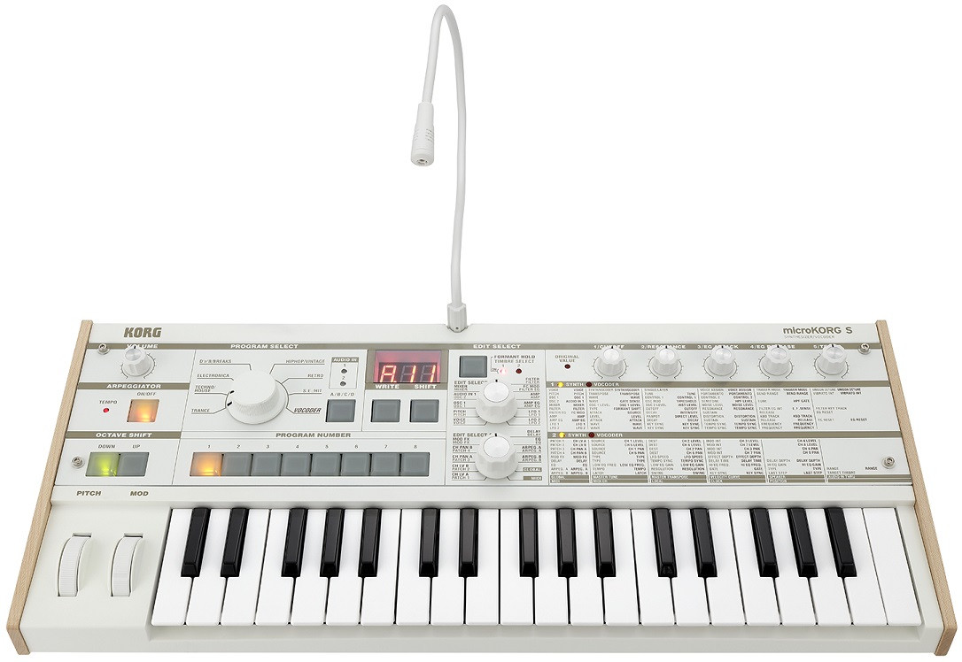 korg-micro-s-synthesizer-vocoder_5b3639a1defb5.jpg