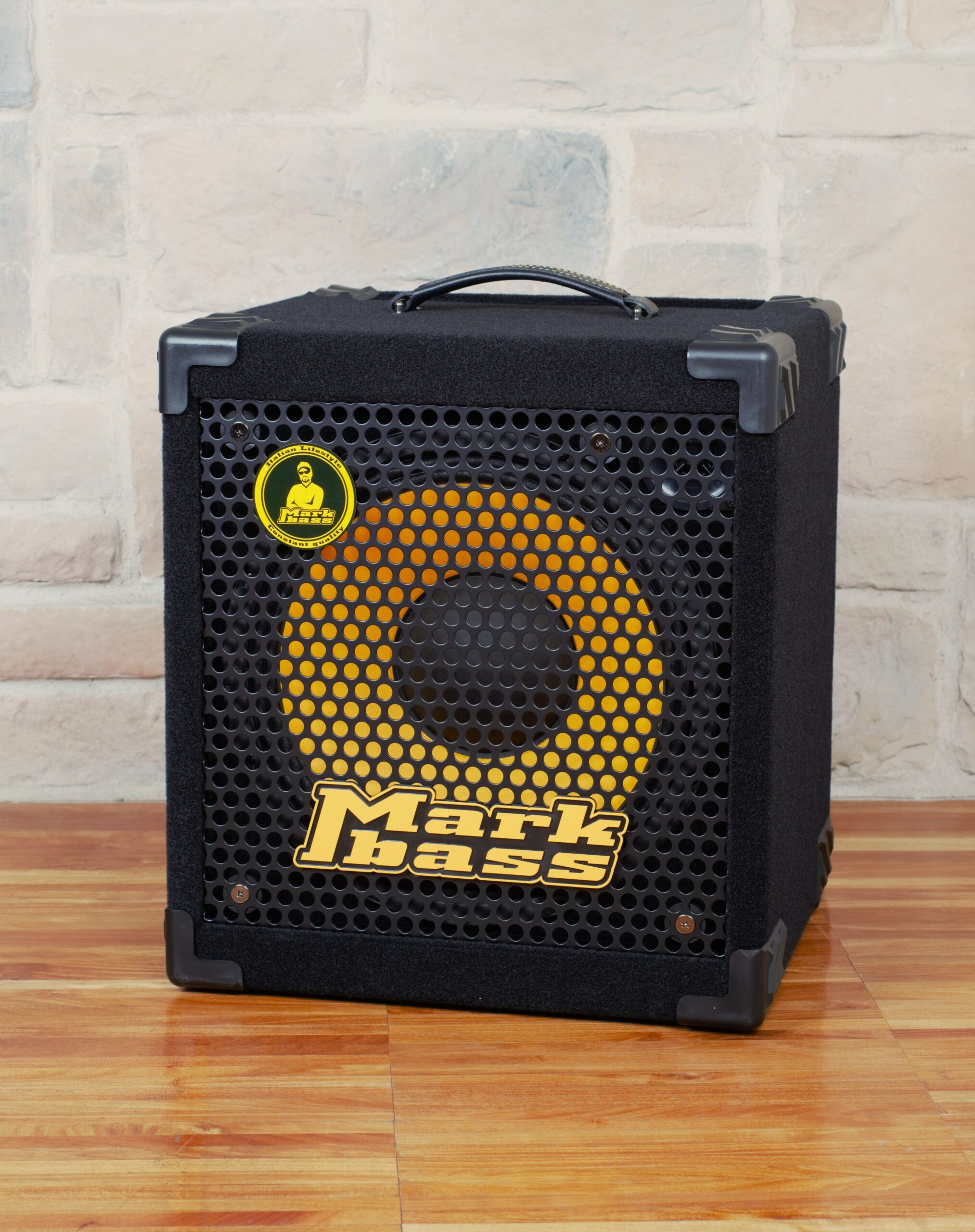 markbass-mini-cmd-121p-bcombo-transistor-500w-para-baixo-b_6984650674f69.jpg