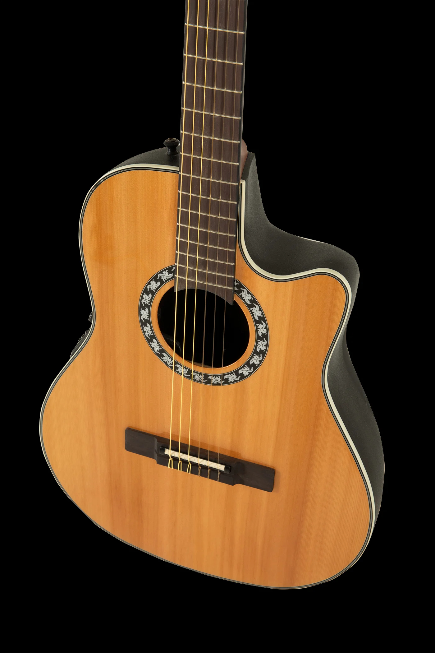 ovation-pro-series-classic-1773ax-4-g_69a078133991c.jpg