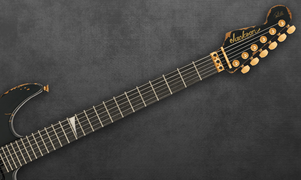 pro-series-signature-phil-collen-pc1-e-escala-em-ebano-worn-black_6ab4eb2fcc750.jpg
