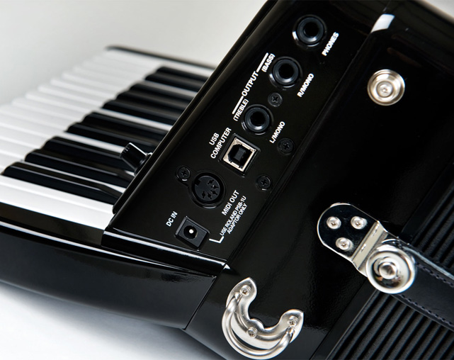 roland-fr-1x-bk-acordeao-electronico-de-teclas-preto_6156dd3674c64.jpg