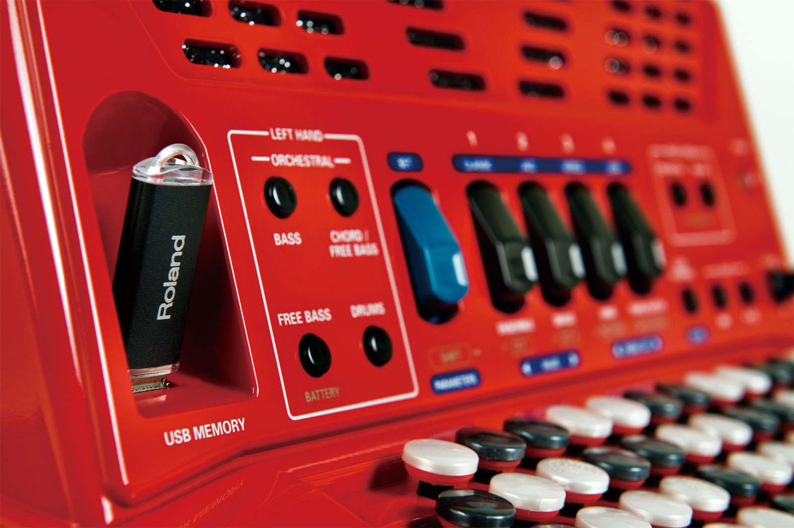 roland-fr-1x-rd_598c66c870f35.jpg