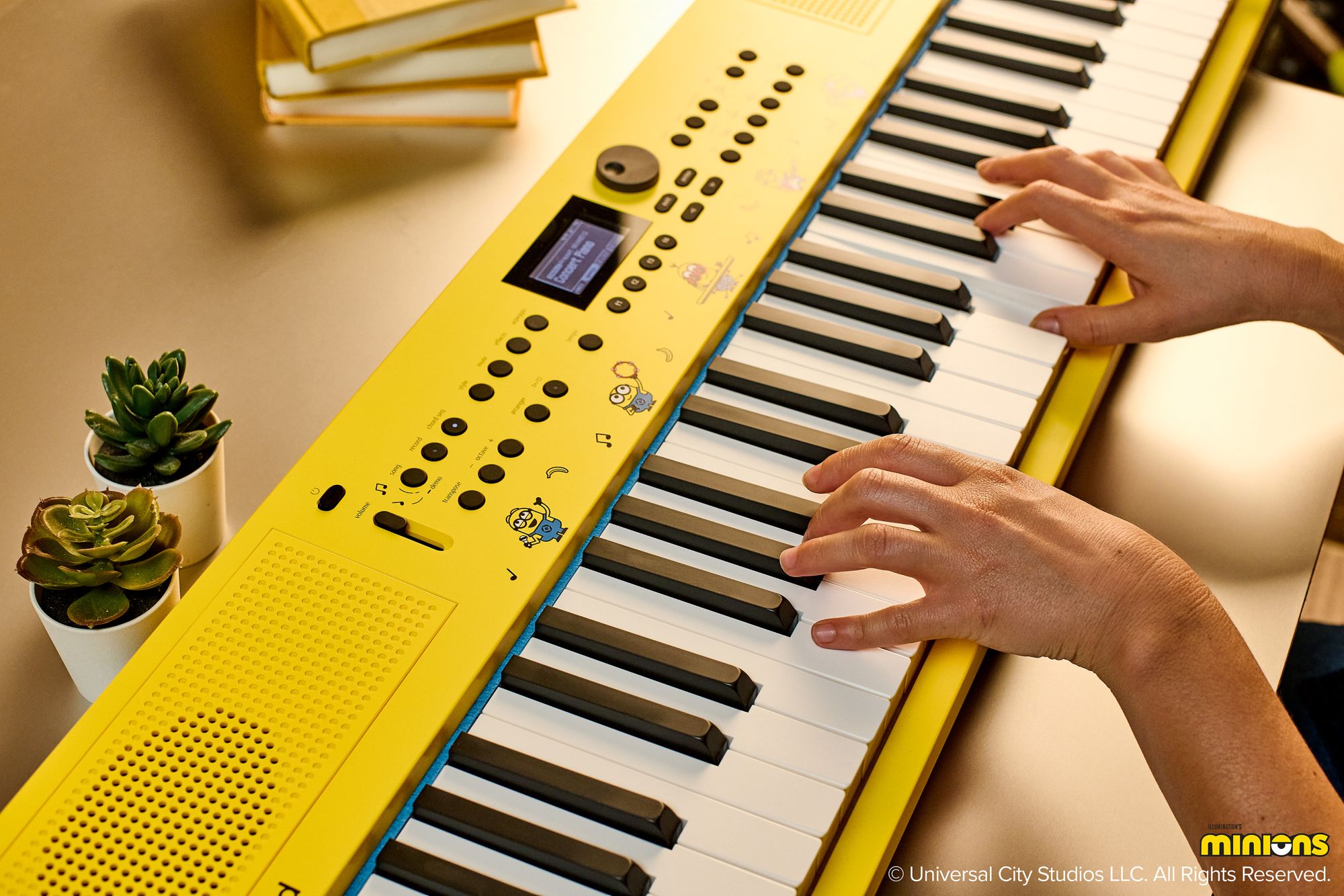 roland-gokeys-3-minion_6aa8fe4c18233.jpg