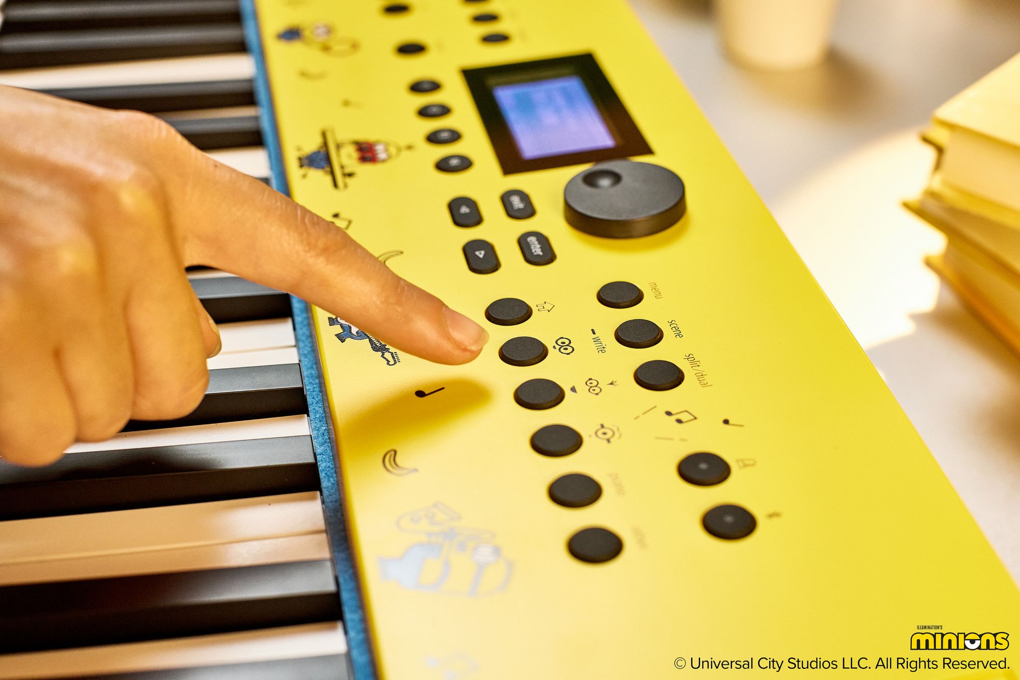roland-gokeys-3-minion_6aa8fe4ff3ff4.jpg