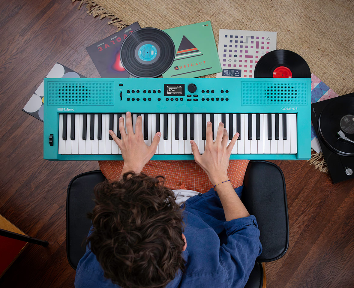 roland-gokeys-3-tq-turquoise-teclado-c-ritmos-tecnologia-zen-core_663b705c08b8c.jpg