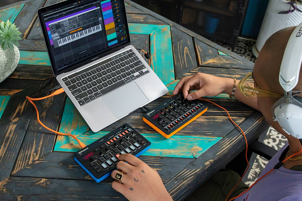 roland-j-6-ligacao-ao-computador-por-usb_62b1d9f4dd8f9.jpg