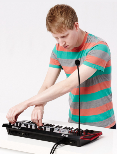 roland-jd-xi-sintetizador-analogico-digital-caixa-de-ritmos-musica-eletronica-microfone-vocoder_63c6dbf5bfaec.jpg