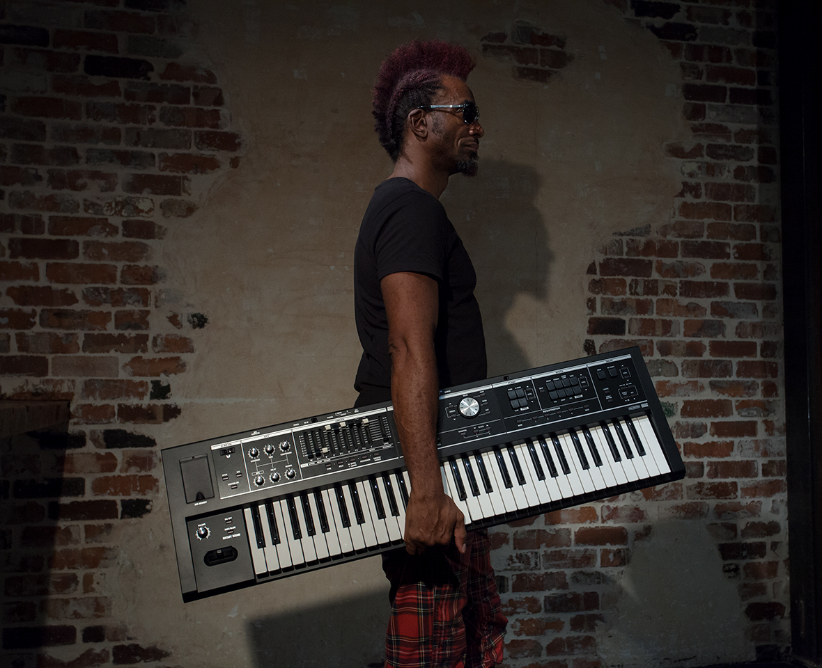 roland-vr-09-v-combo-sintetizador-orgao-piano_604b529e14b9a.jpg
