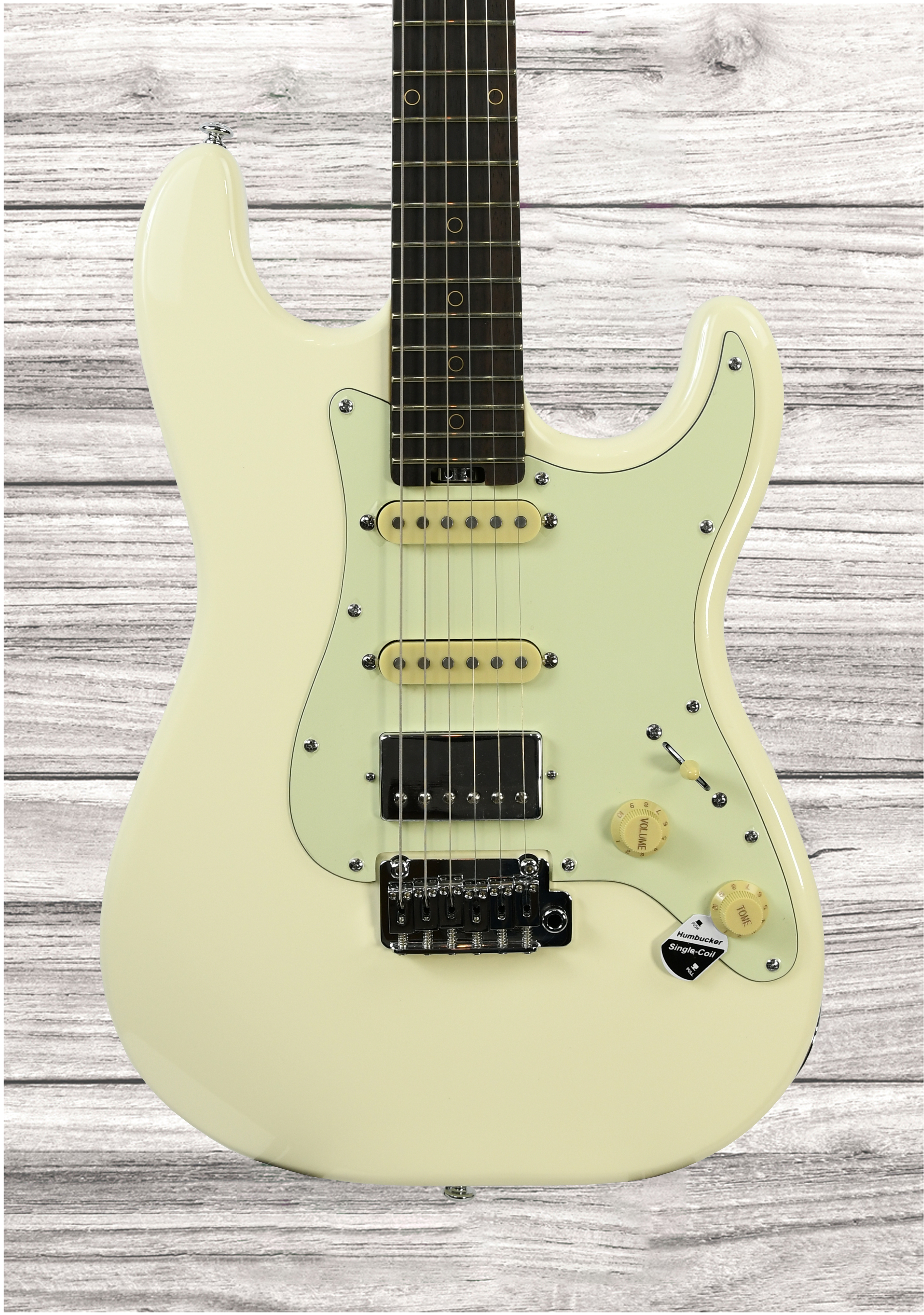 schecter-signature-nick-johnston-hss-as_648c268b5f4fa.jpg