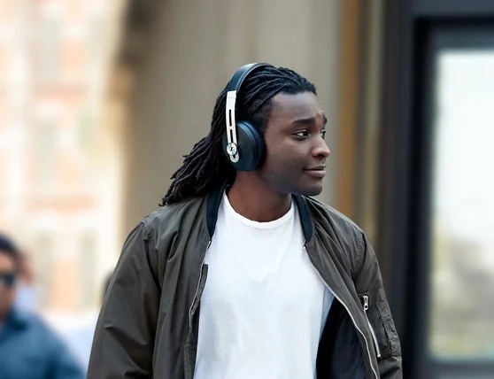 sennheiser-momentum-wireless-_5f32a91a10f12.jpg