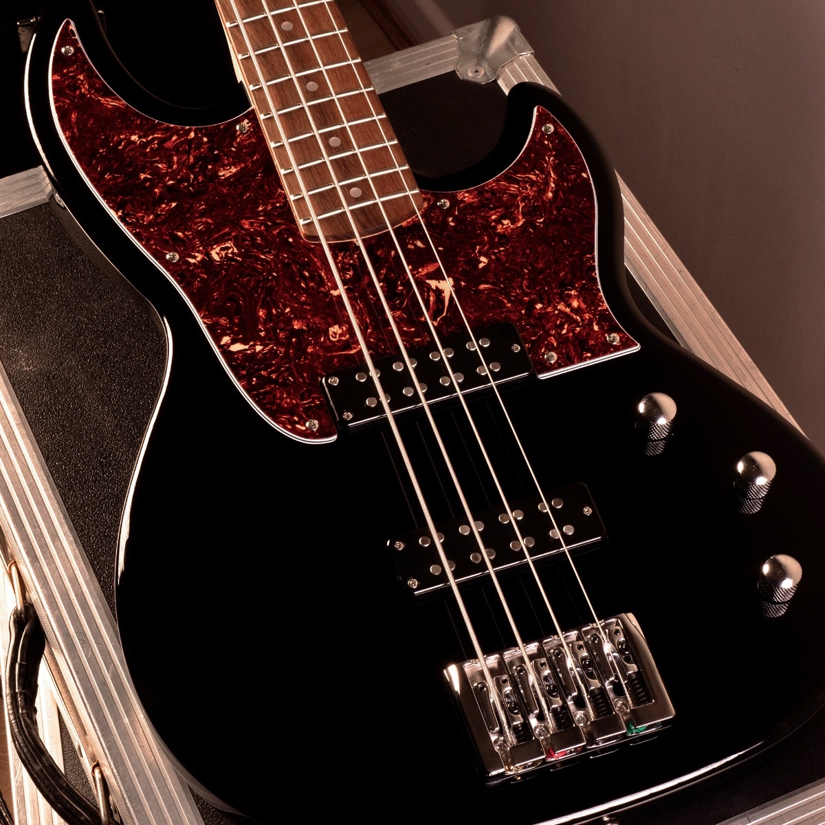 shergold-libertine-standard-bass-sbl15-solid-black_69a5750564c06.jpg