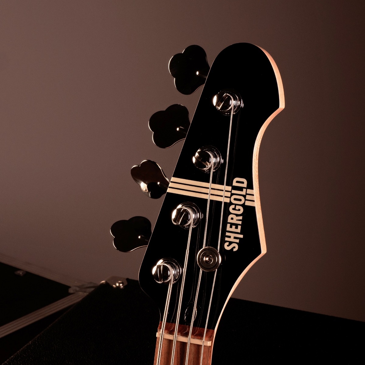 shergold-libertine-standard-bass-sbl15-solid-black_69a5750b0c620.jpg