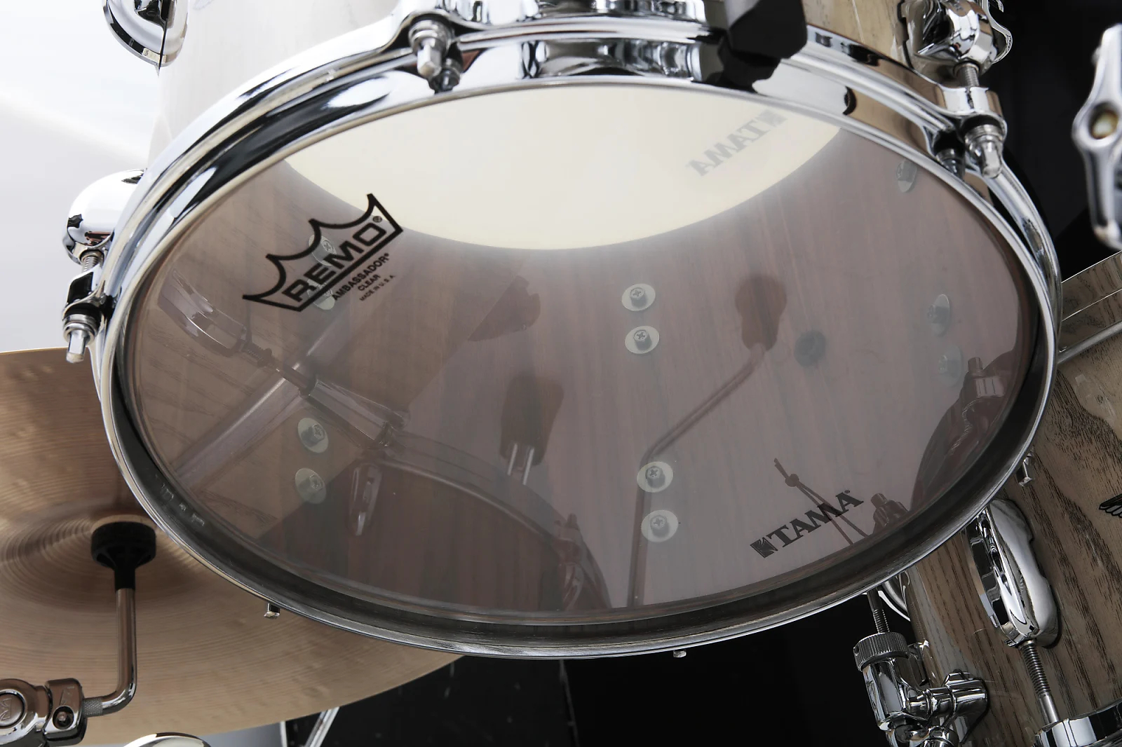 tama-star-walnut-studio-rock-antique-white-japanese-chestnut-tw30czs-awc_692efb8db61d9.jpg