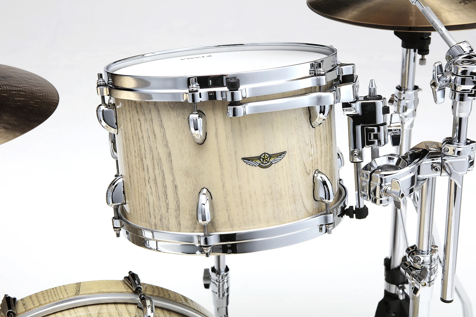 tama-star-walnut-studio-rock-antique-white-japanese-chestnut-tw30czs-awc_692efb8f4b431.jpg
