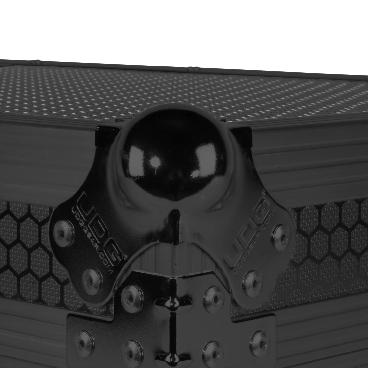 udg-ultimate-flight-case-multi-formato-cdj-mixer-mk3_6abf66e5b2a06.jpg
