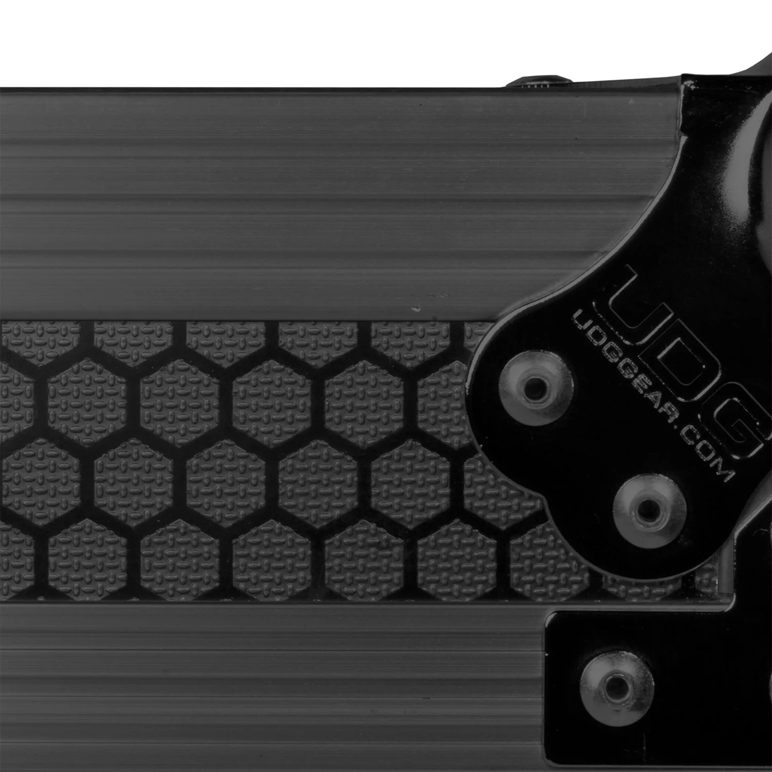 udg-ultimate-flight-case-multi-formato-cdj-mixer-mk3_6abf66e7b9ac5.jpg
