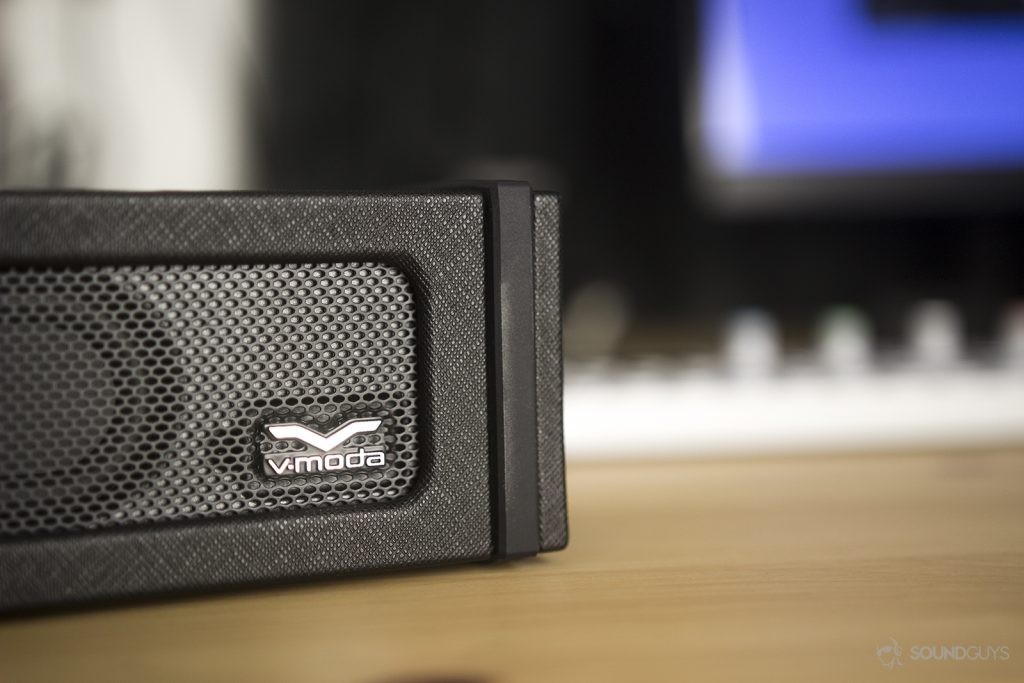 v-moda-remix-bluetooth-speaker_5f009e364174a.jpg