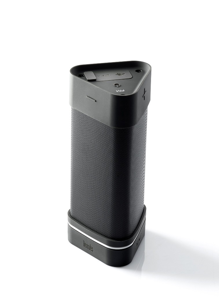 wae-wireless-audio-experience-outdoor-04plus-fm_59820f514b789.jpg